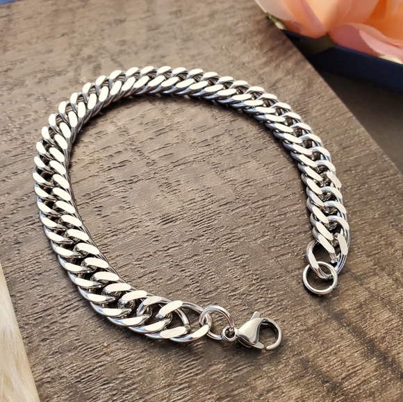 C7 NEW 316L Stainless Steel Bracelet - Picture 5 of 10